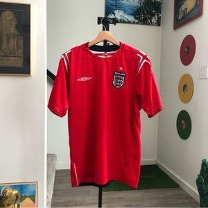 Umbro England Men's Red Football Shirt